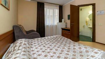 1-комнатный номер стандарт с балконом № 8, 9 в Гостинице Адлер