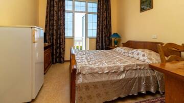 Номер Делюкс с кроватью размера «king-size» в Гостинице Адлер