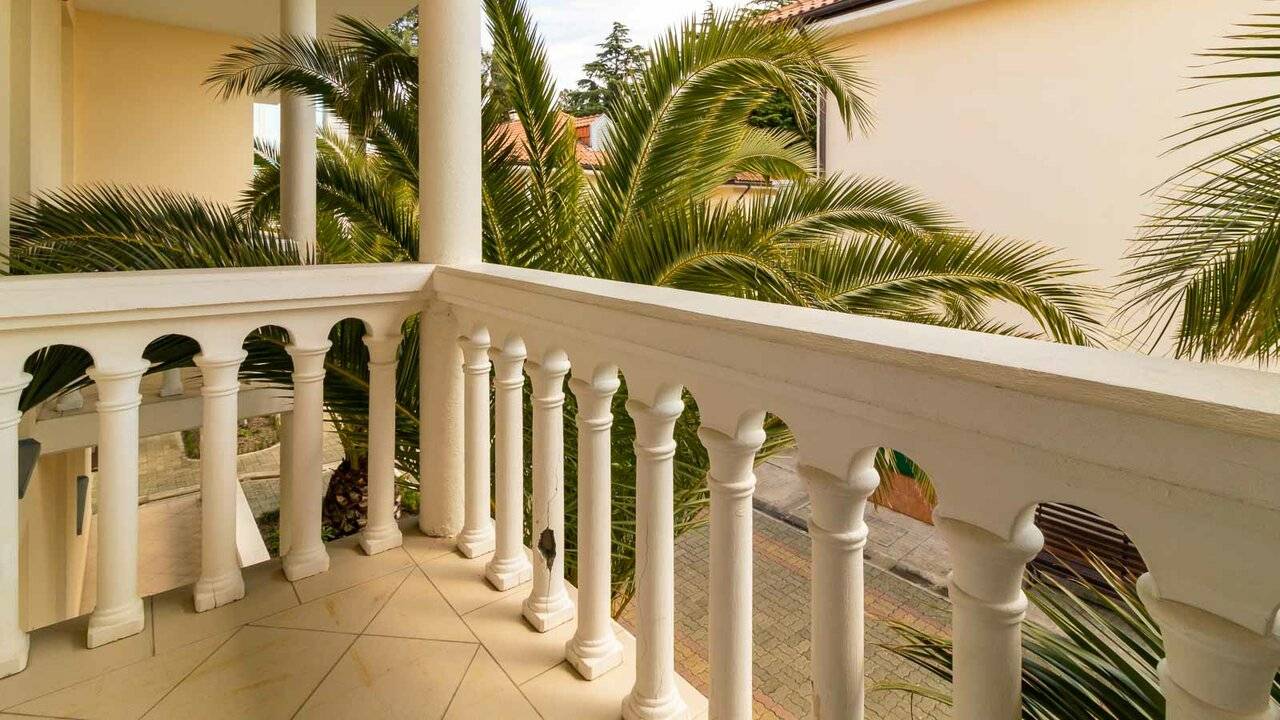 Улучшенные апартаменты